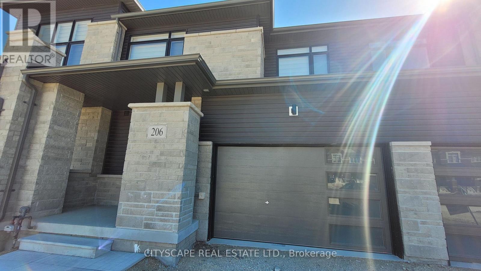 206 ROSANNE CIRCLE, Wasaga Beach, Ontario