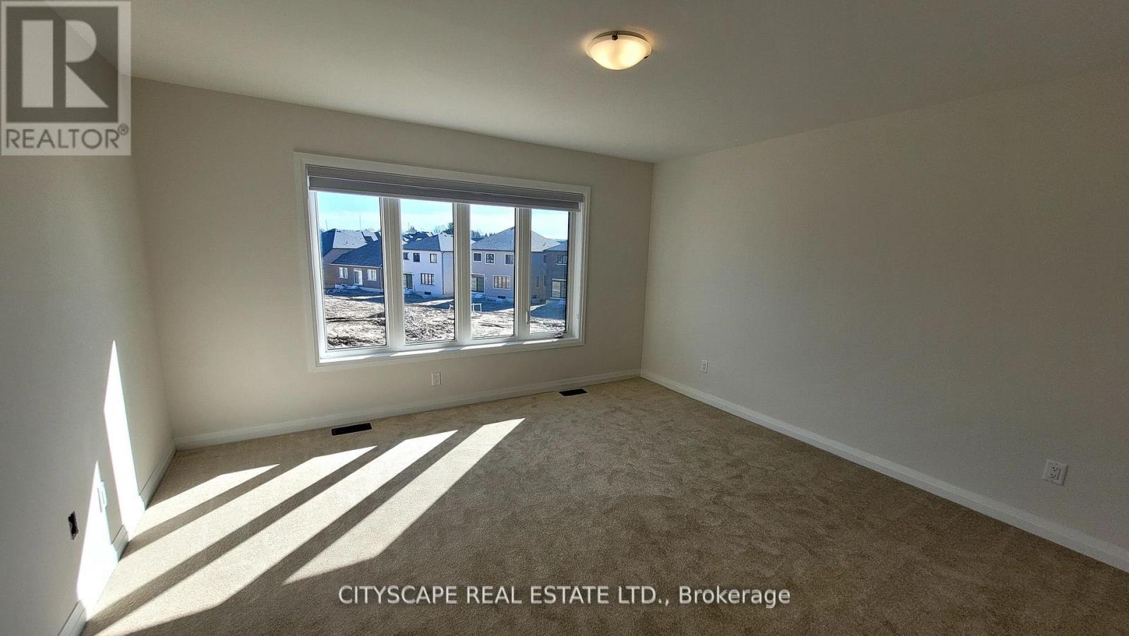 206 Rosanne Circle, Wasaga Beach, Ontario L9Z 0N3 - Photo 14 - S13637082