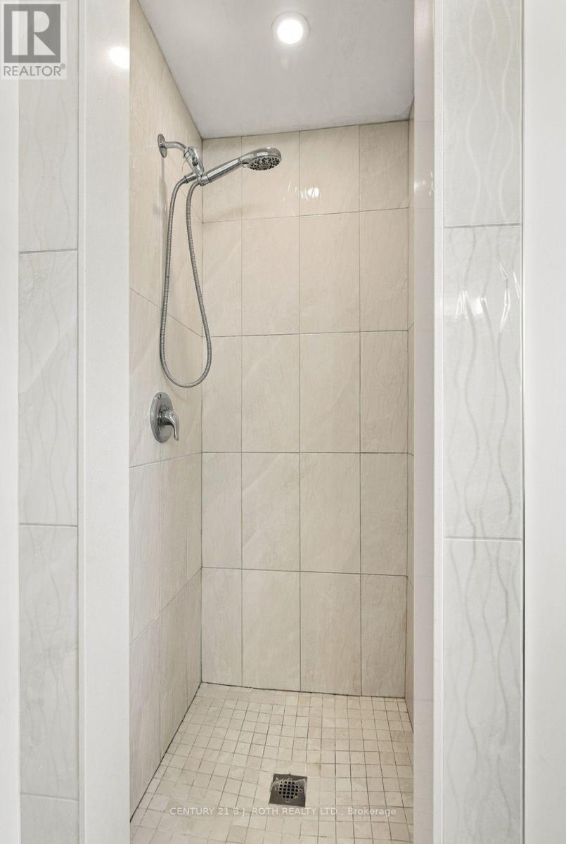 12 Bothwell Crescent, Barrie, Ontario L4M 2S6 - Photo 21 - S13637100