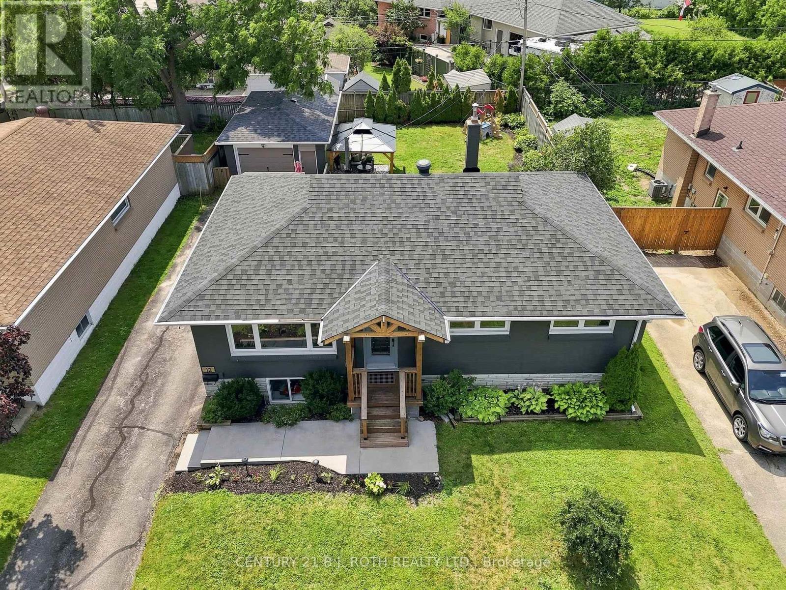 12 Bothwell Crescent, Barrie, Ontario L4M 2S6 - Photo 40 - S13637100