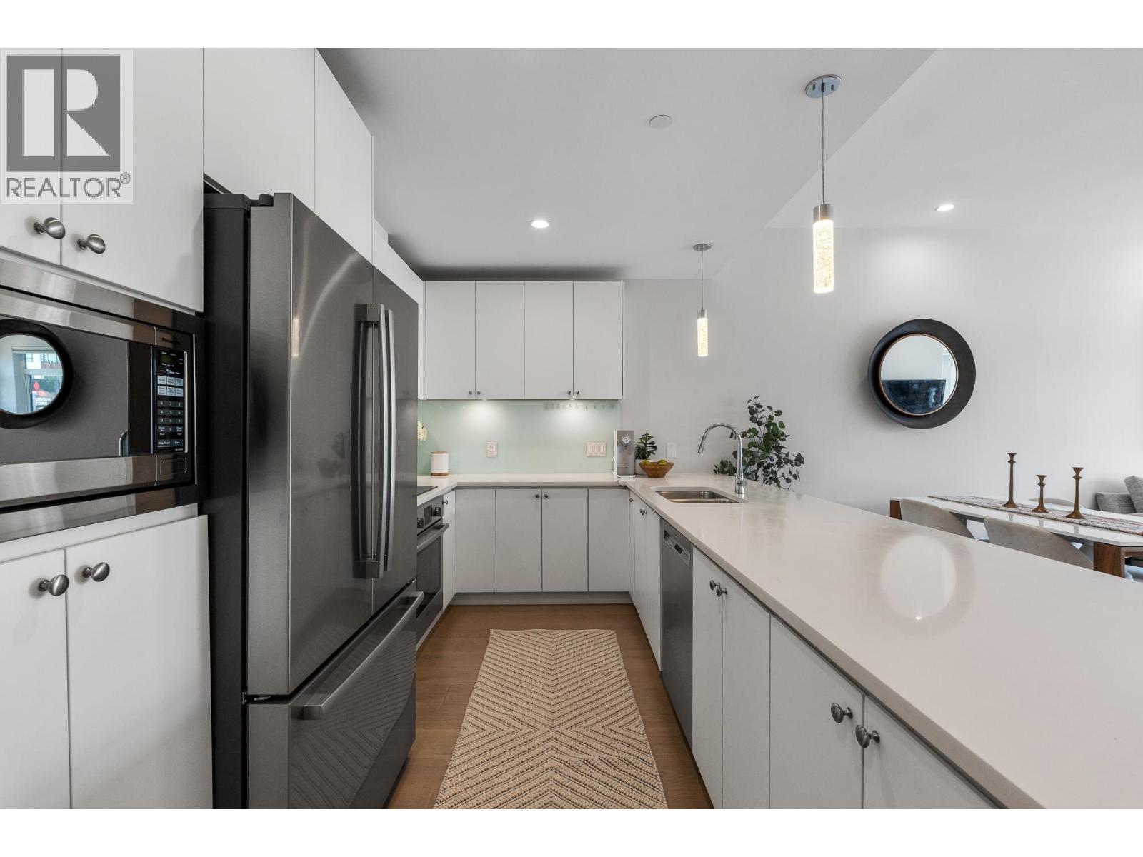206 1591 Bowser Avenue, North Vancouver, British Columbia V7P 2Y4 - Photo 6 - R3145893