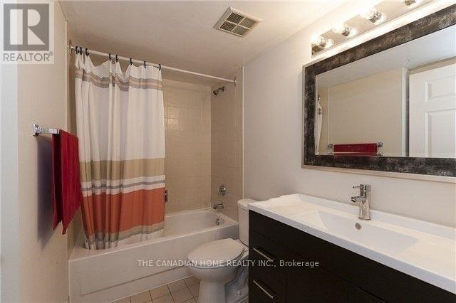1906 - 335 Webb Drive, Mississauga, Ontario  L5B 4A1 - Photo 17 - W13636970