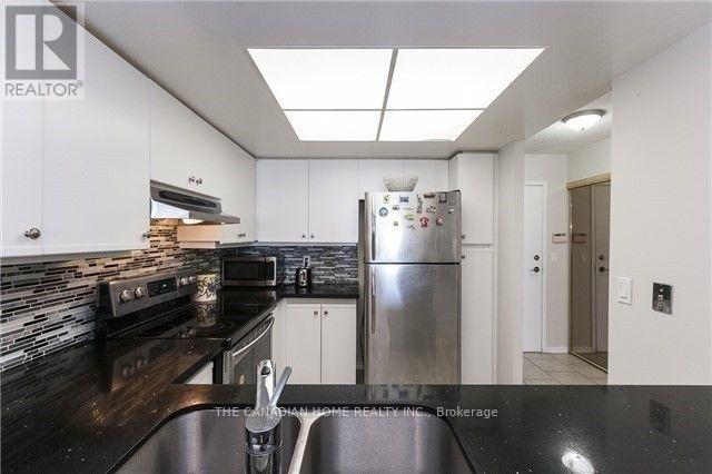 1906 - 335 Webb Drive, Mississauga, Ontario  L5B 4A1 - Photo 7 - W13636970