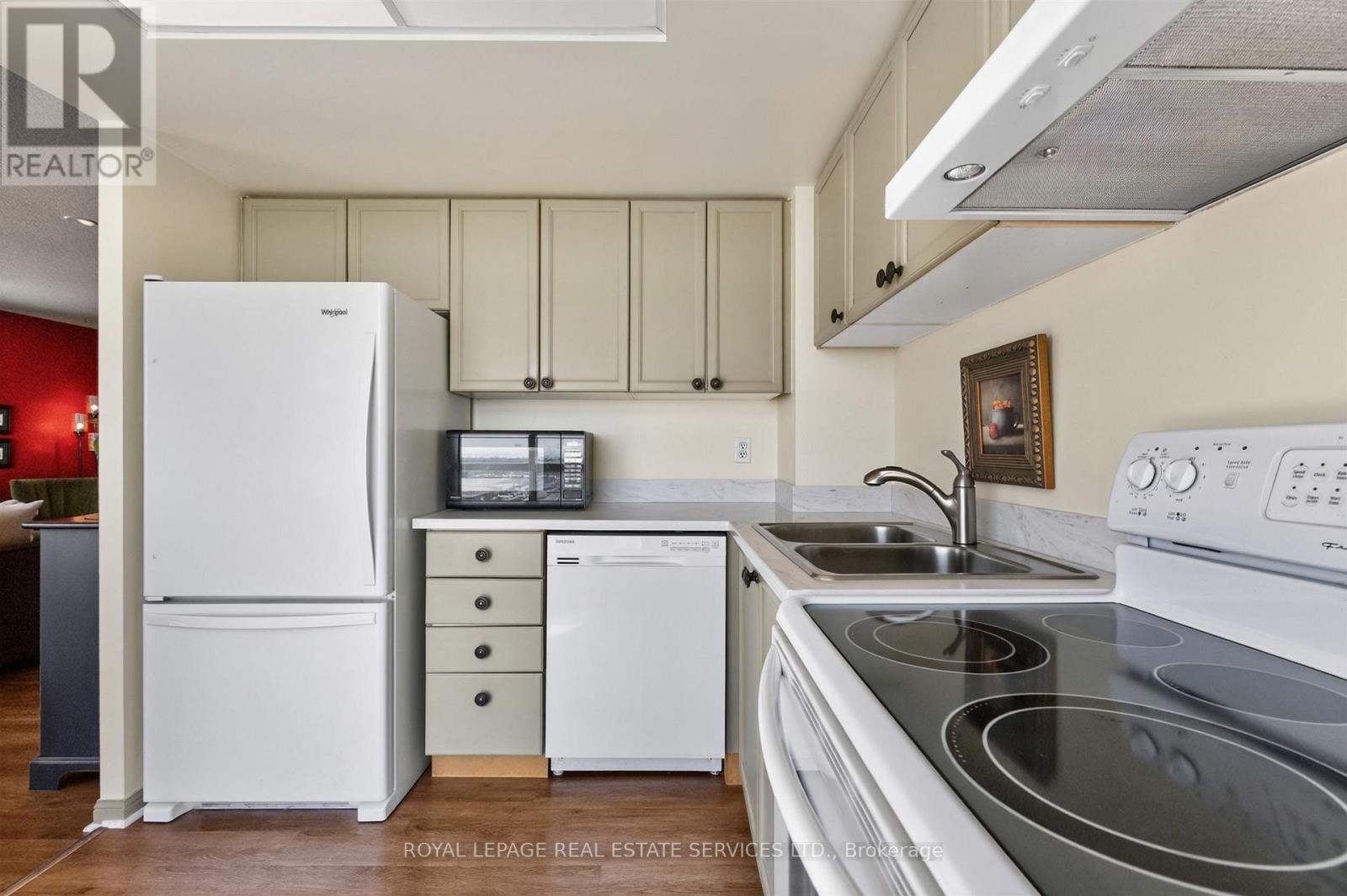 1711 - 101 Subway Crescent, Toronto, Ontario  M9B 6K4 - Photo 13 - W13637042