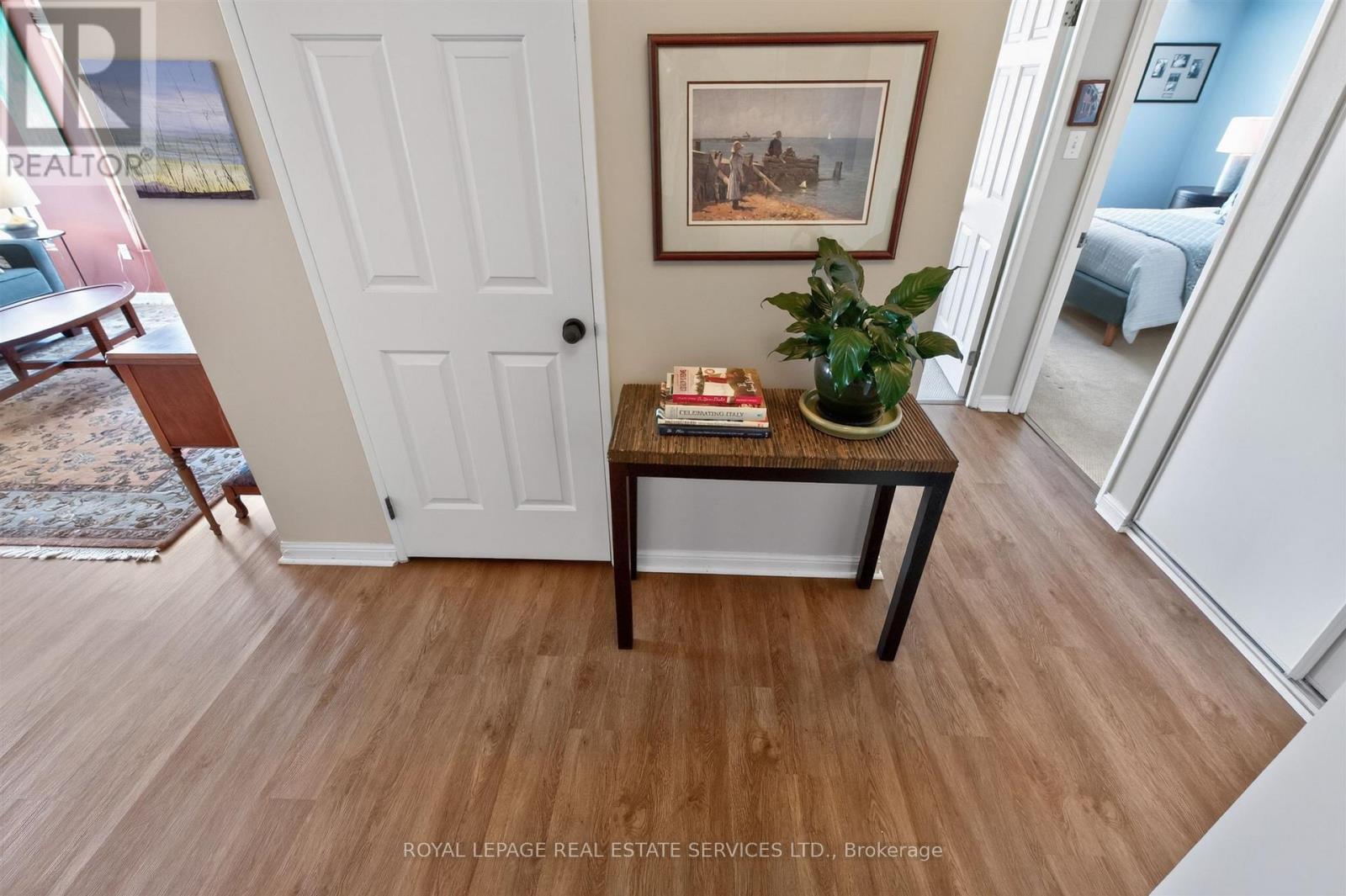 1711 - 101 Subway Crescent, Toronto, Ontario  M9B 6K4 - Photo 3 - W13637042