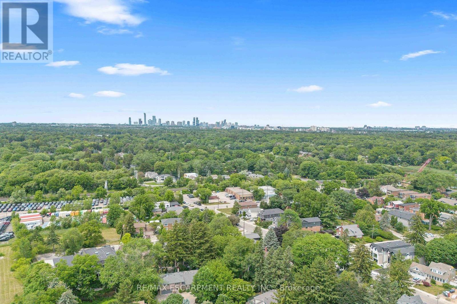 85 Park Street W, Mississauga, Ontario  L5H 1L2 - Photo 38 - W13637066