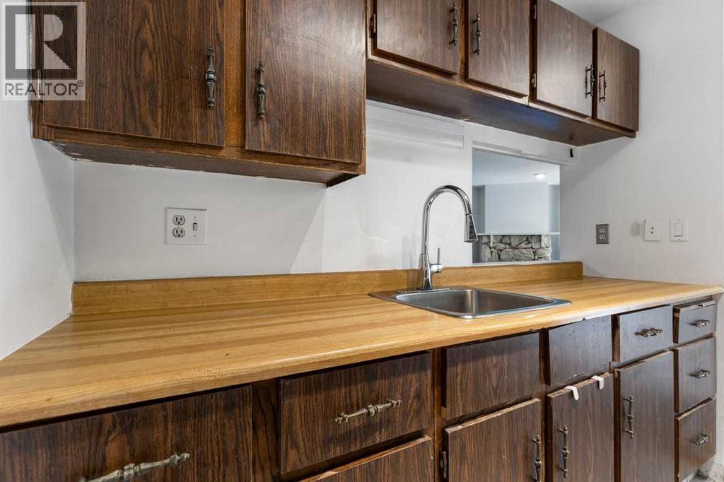 123, 10120 Brookpark Boulevard SW, Calgary, Alberta  T2W 3G3 - Photo 14 - A2325982