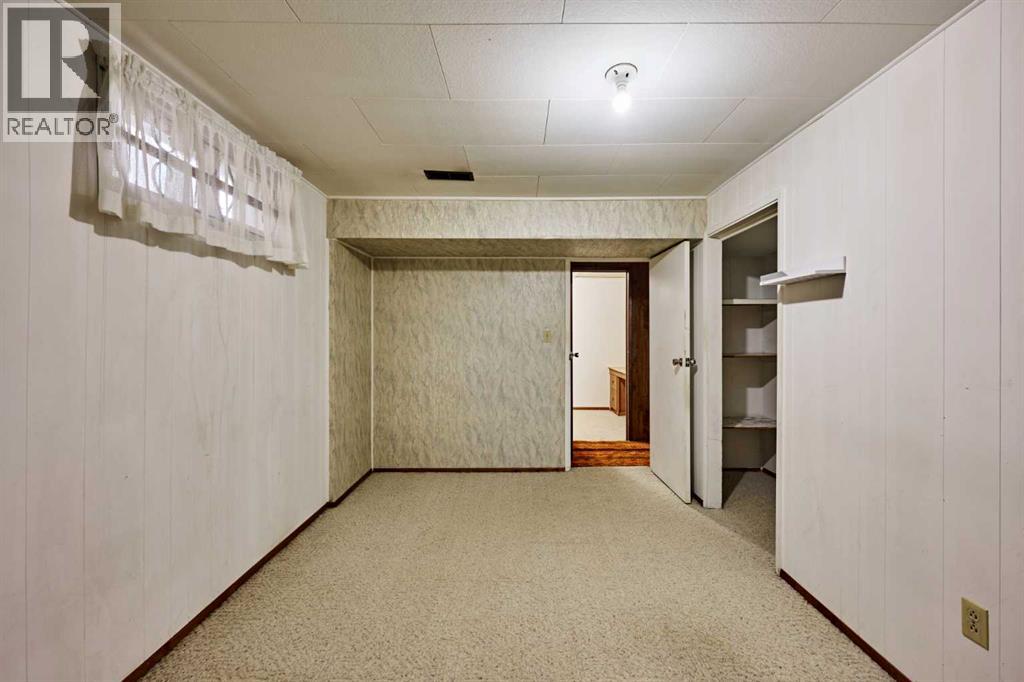 627 94 Avenue SW, Calgary, Alberta  T2V 0X8 - Photo 28 - A2327720