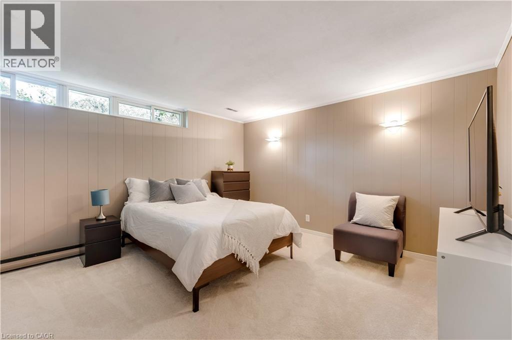 46 Lombardy Court, Kitchener, Ontario  N2M 1W7 - Photo 30 - 40848947