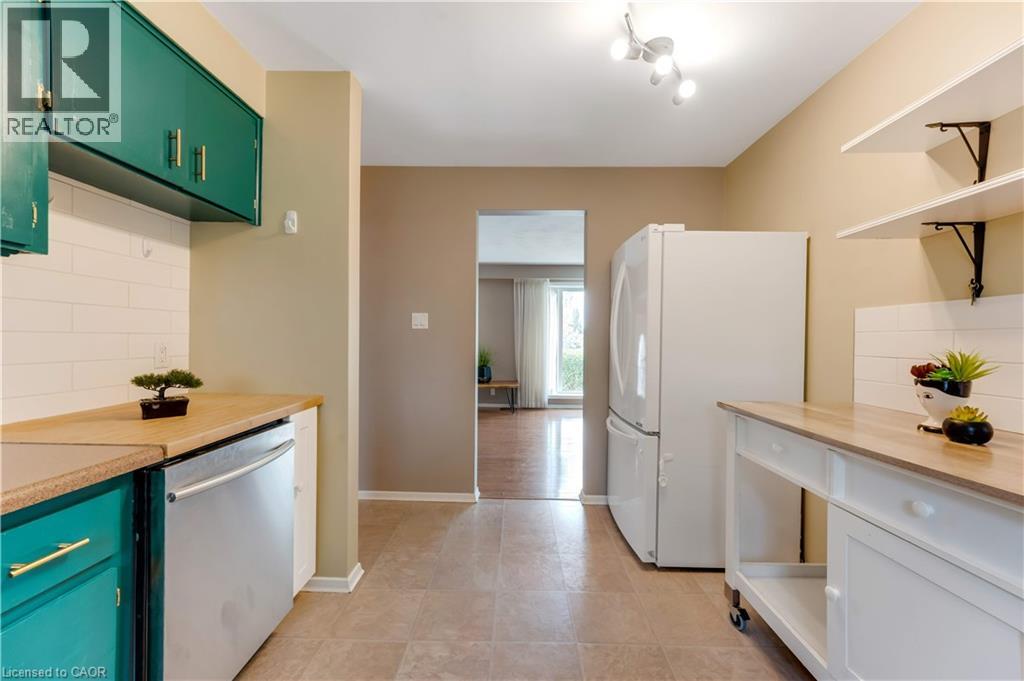46 Lombardy Court, Kitchener, Ontario  N2M 1W7 - Photo 15 - 40848947