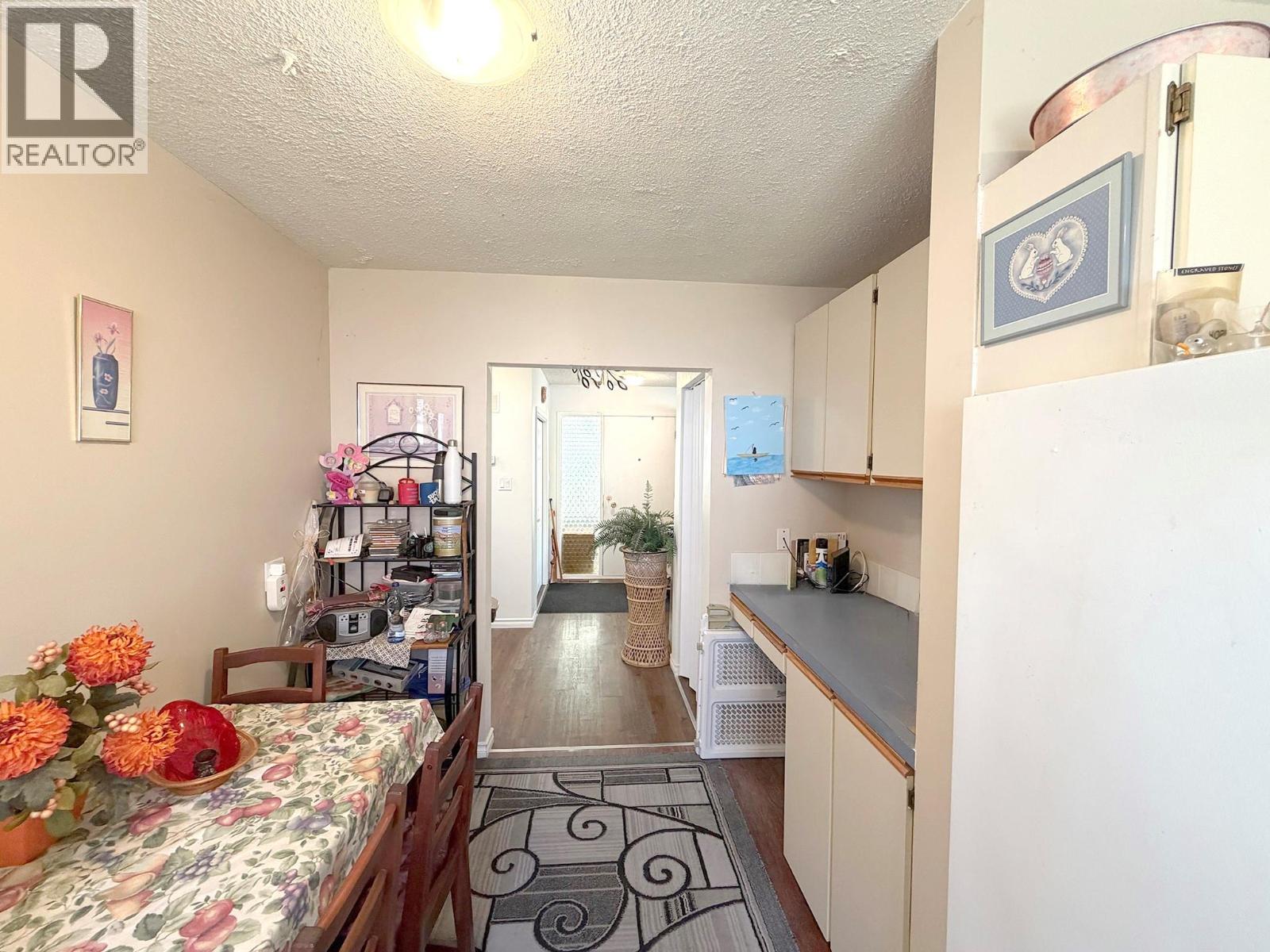 1252 Kenora Road, Kamloops, British Columbia  V2B 3X7 - Photo 14 - 10396210
