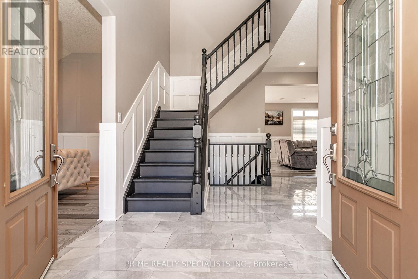 544 Lakeview Drive, Woodstock, Ontario  N4T 1W1 - Photo 5 - X13636972