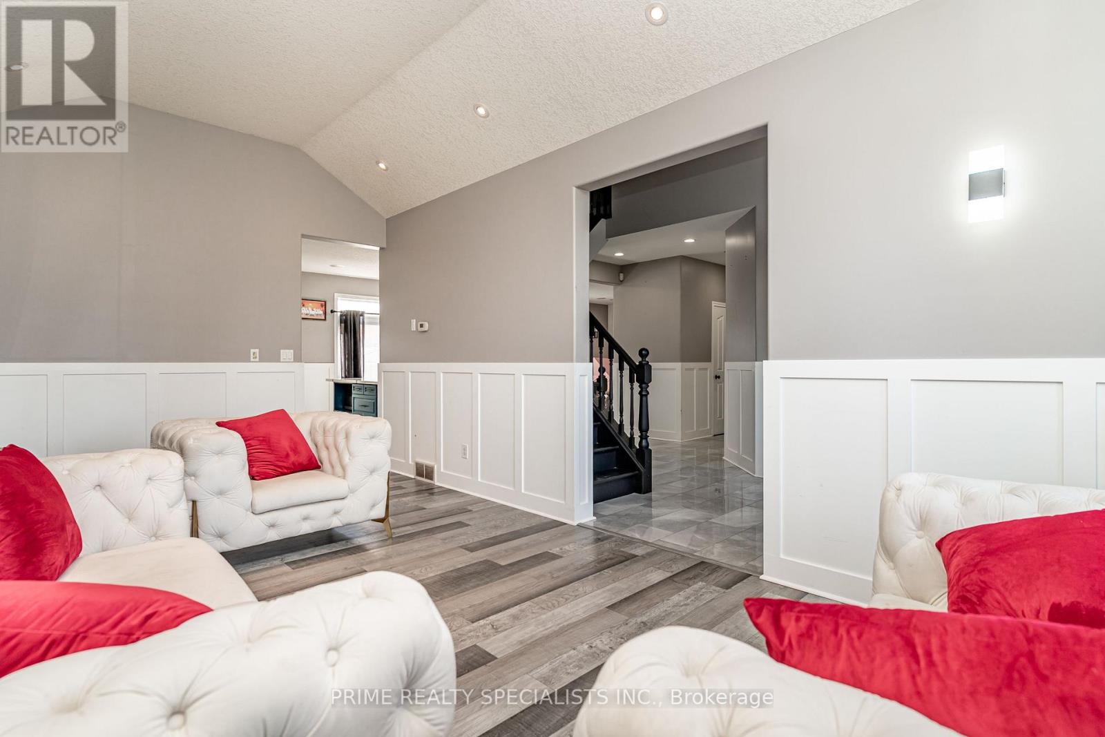 544 Lakeview Drive, Woodstock, Ontario  N4T 1W1 - Photo 9 - X13636972