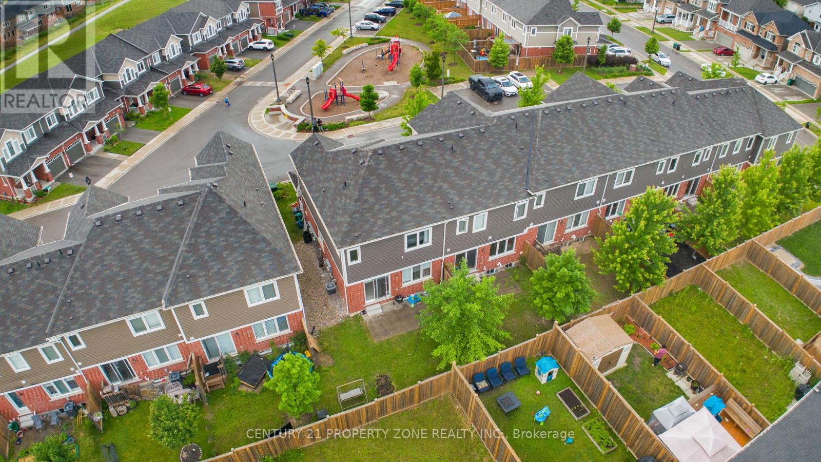 254 Waterbrook Lane, Kitchener, Ontario  N2P 0H7 - Photo 4 - X13637038