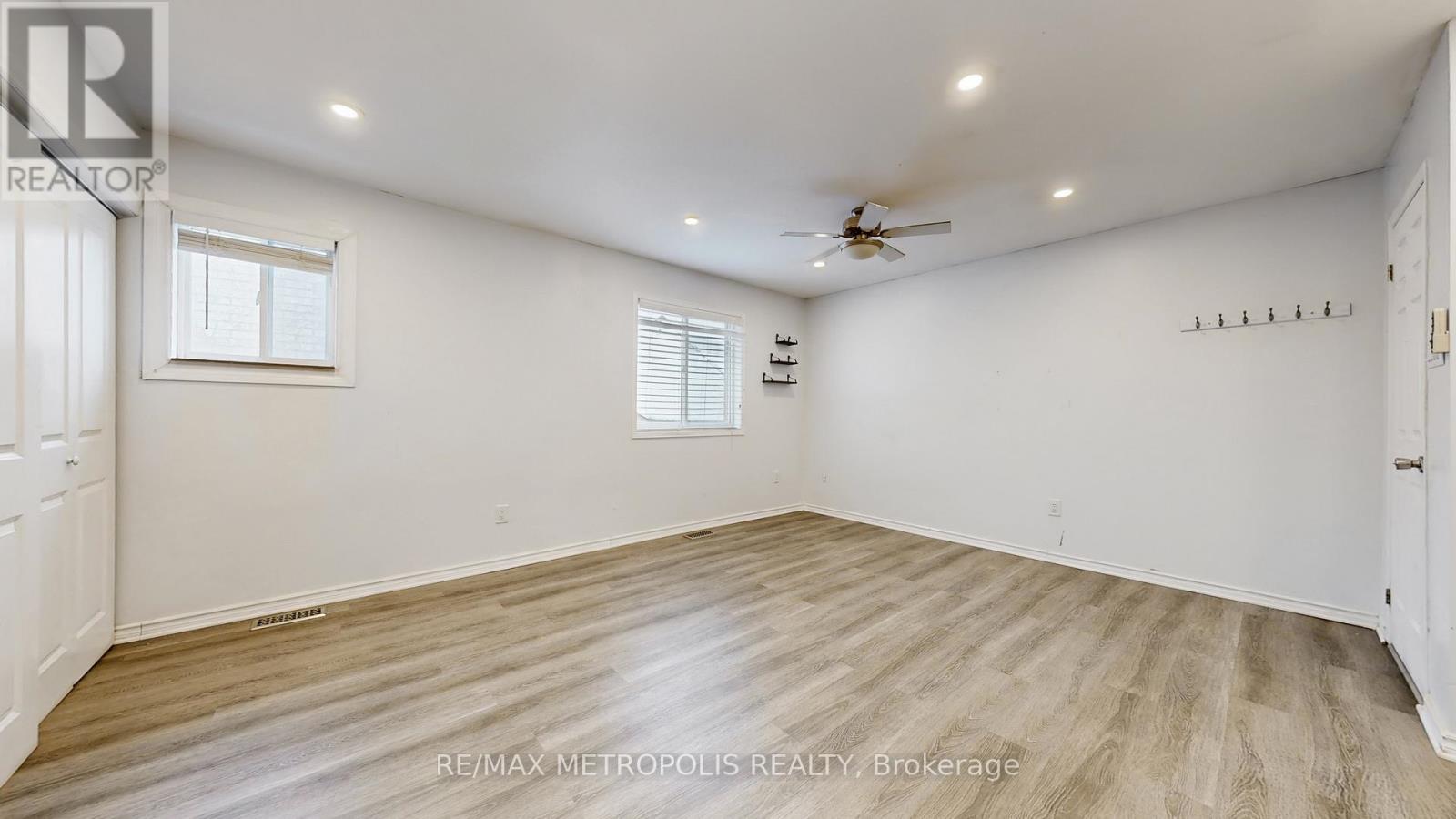 183 Valmont Court, Hamilton, Ontario  L9G 5A1 - Photo 26 - X13637070