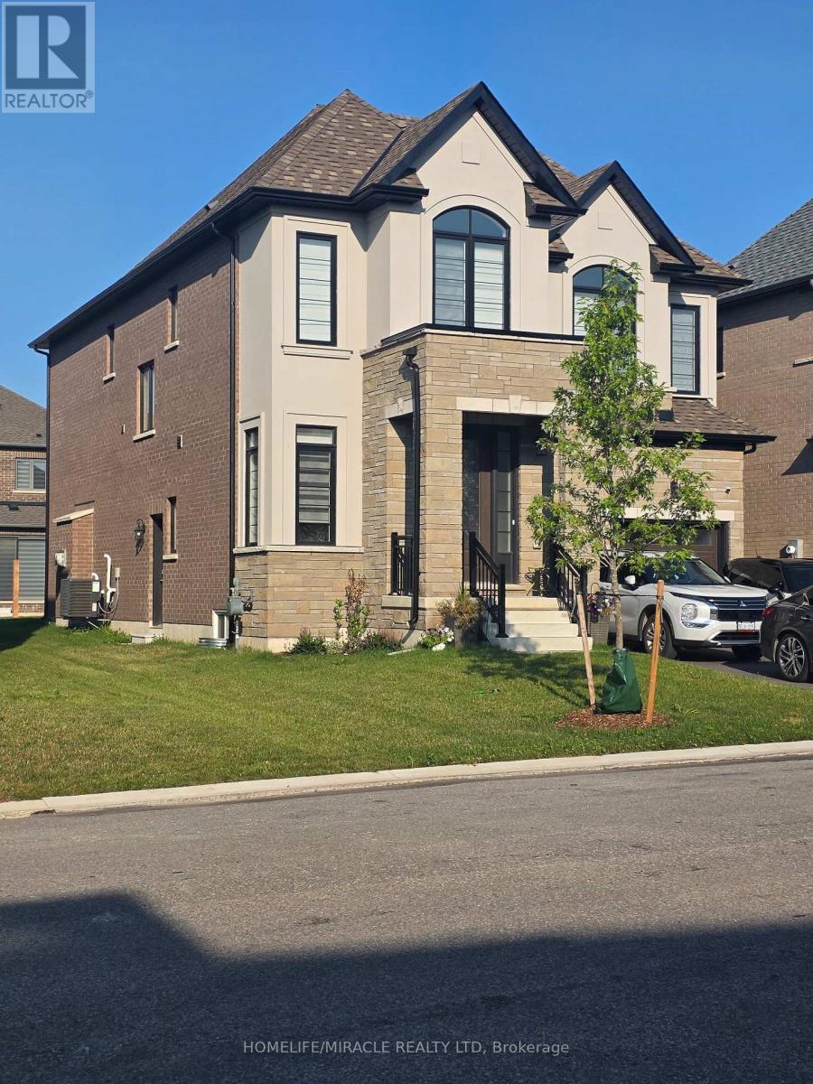 229 HARDWOOD AVENUE, Woodstock, Ontario
