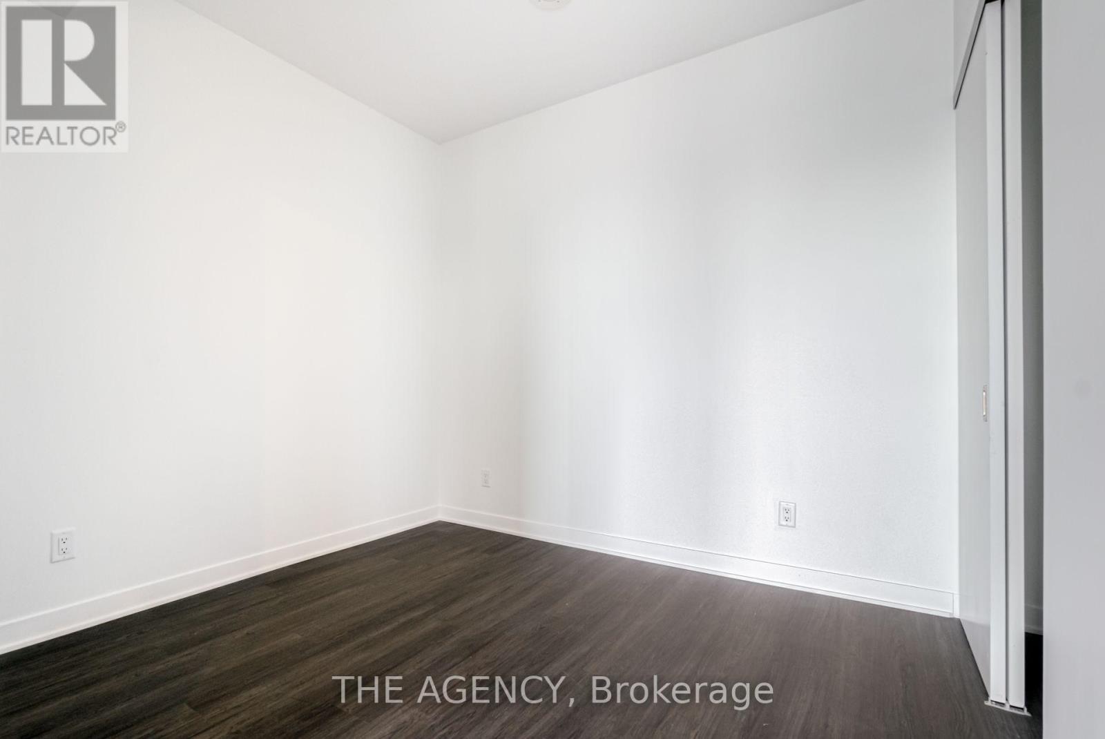 1204 - 185 Alberta Avenue, Toronto, Ontario M6C 1C5 - Photo 12 - C13636872