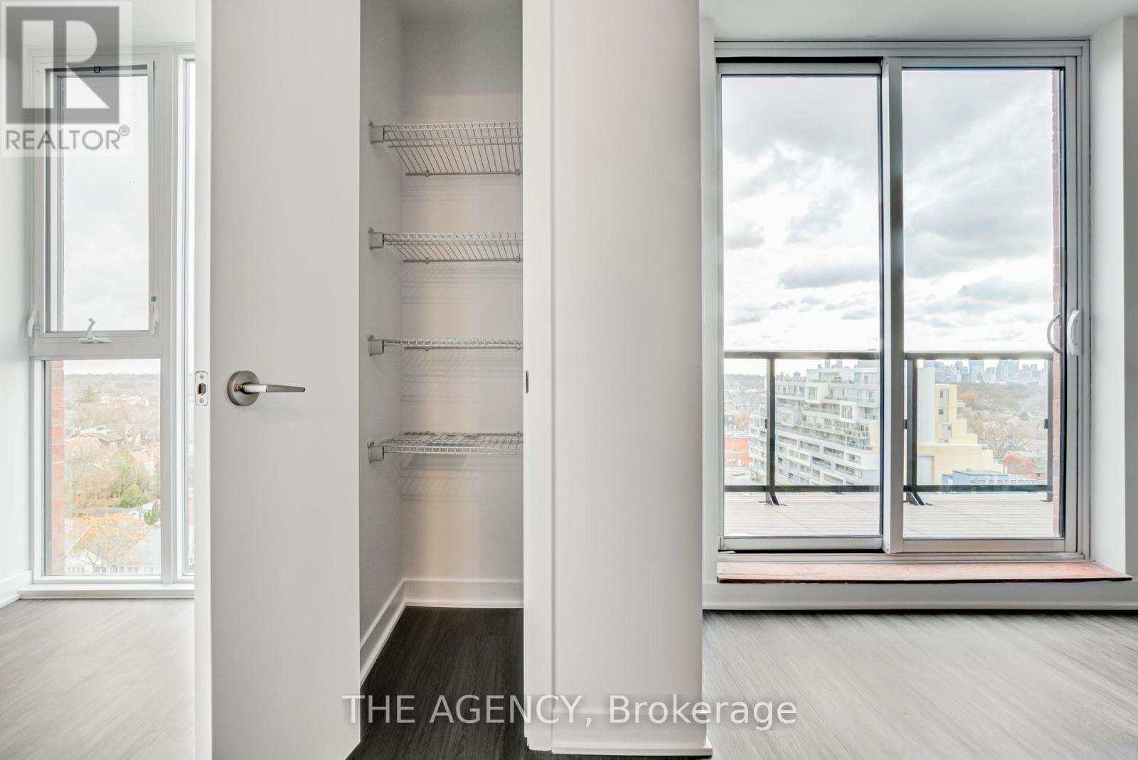 1204 - 185 Alberta Avenue, Toronto, Ontario M6C 1C5 - Photo 21 - C13636872