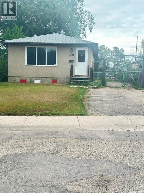 724 Eastview Avenue, Regina, Saskatchewan  S4N 0A2 - Photo 1 - SK044406
