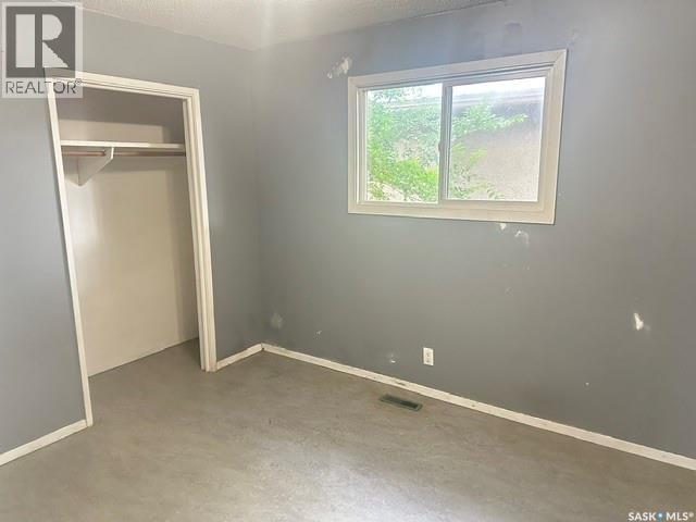 724 Eastview Avenue, Regina, Saskatchewan  S4N 0A2 - Photo 5 - SK044406