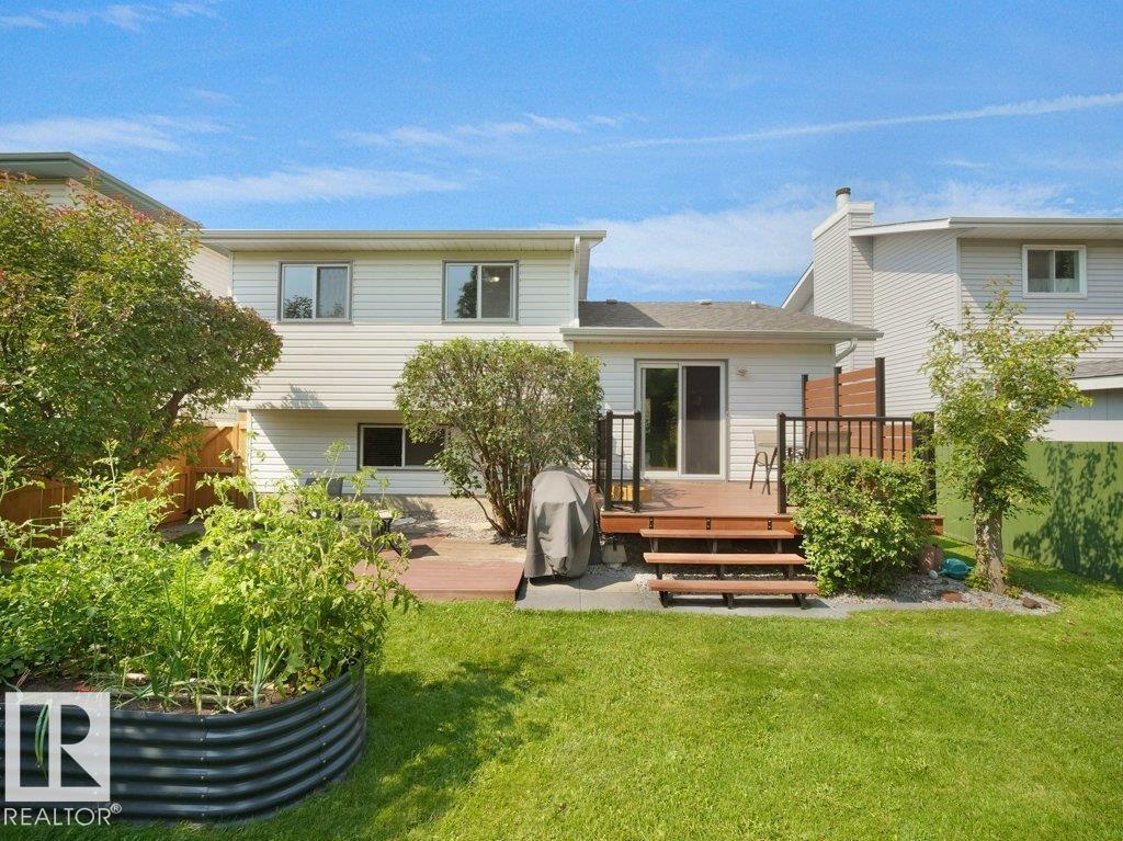 330 Pearson Cr NW, Edmonton, Alberta  T5T 5Y6 - Photo 14 - E4502071