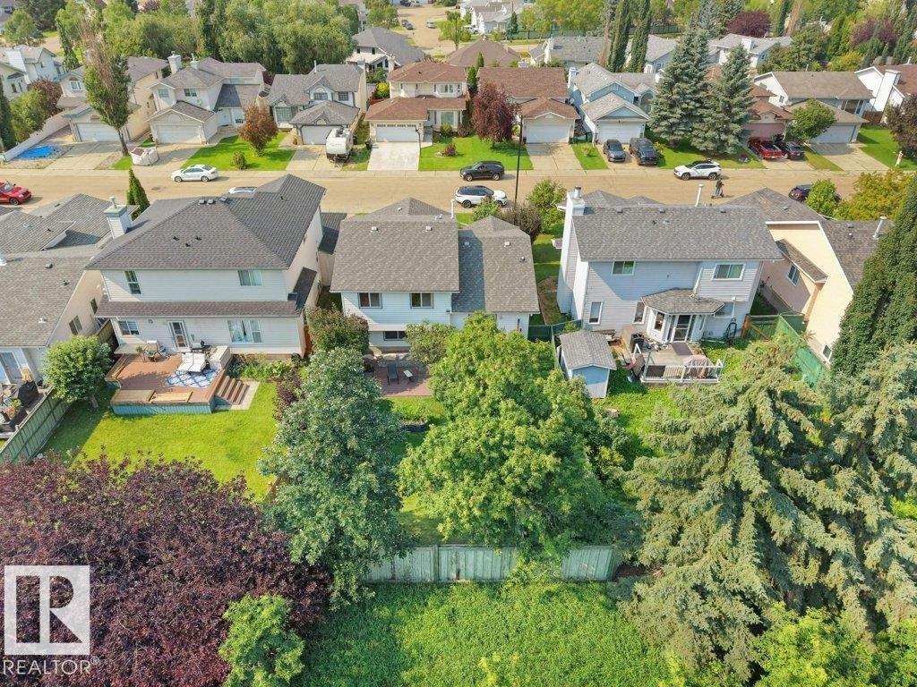 330 Pearson Cr NW, Edmonton, Alberta  T5T 5Y6 - Photo 9 - E4502071