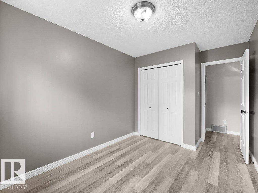 330 Pearson Cr NW, Edmonton, Alberta  T5T 5Y6 - Photo 31 - E4502071
