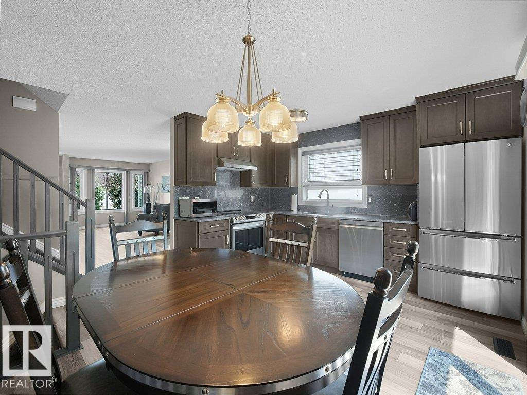 330 Pearson Cr NW, Edmonton, Alberta  T5T 5Y6 - Photo 23 - E4502071