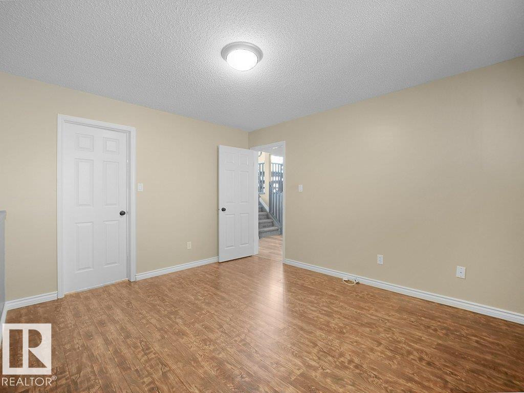 330 Pearson Cr NW, Edmonton, Alberta  T5T 5Y6 - Photo 38 - E4502071