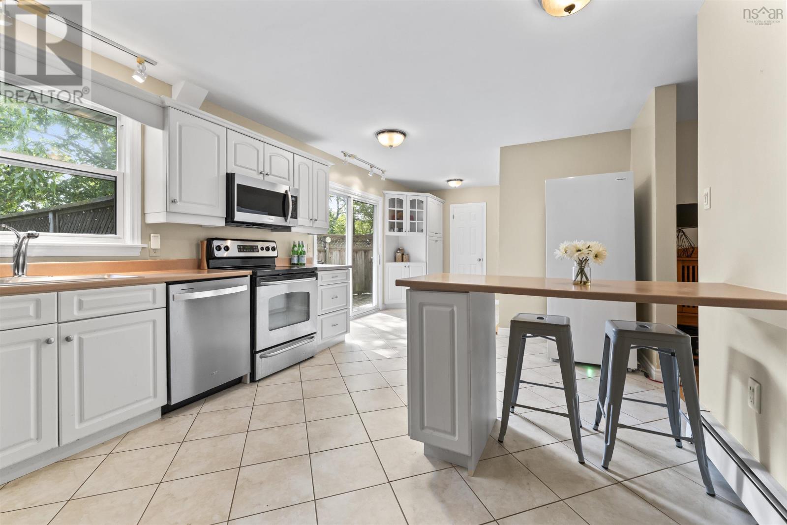 8 Fox Glove Lane, Halifax, Nova Scotia  B3M 2R8 - Photo 12 - 202619556