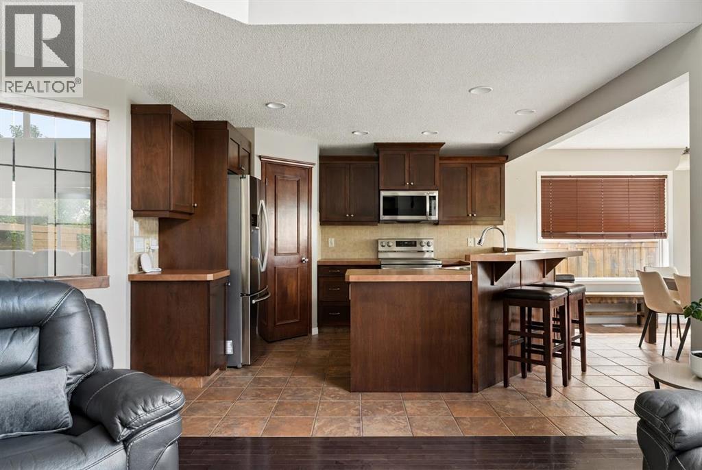 391 Auburn Bay Heights SE, Calgary, Alberta  T3M 0A9 - Photo 6 - A2331357