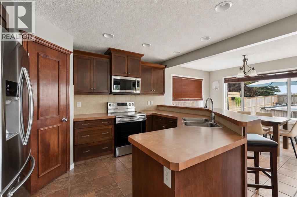 391 Auburn Bay Heights SE, Calgary, Alberta  T3M 0A9 - Photo 7 - A2331357