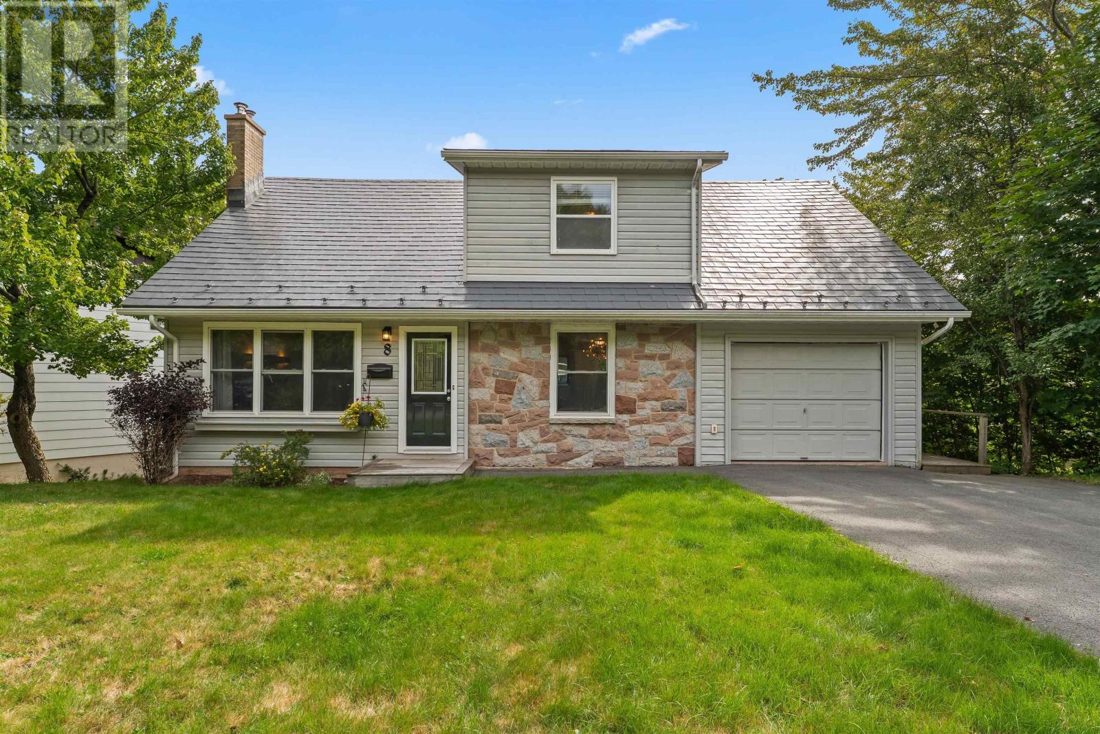 8 Fox Glove Lane, Halifax, Nova Scotia  B3M 2R8 - Photo 1 - 202619556