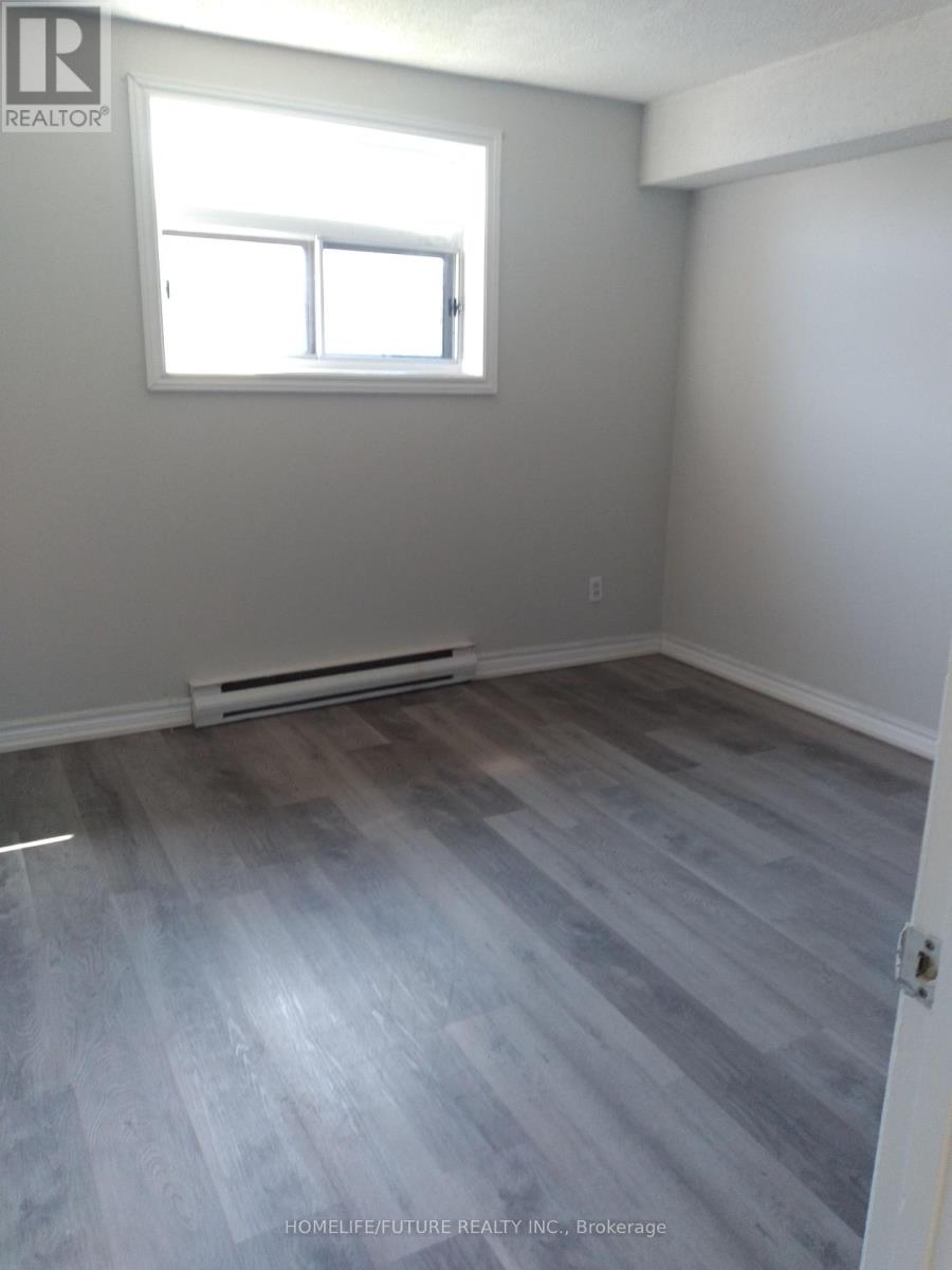 304 - 560 Bloor Street E, Oshawa, Ontario  L1H 3N2 - Photo 6 - E13604488