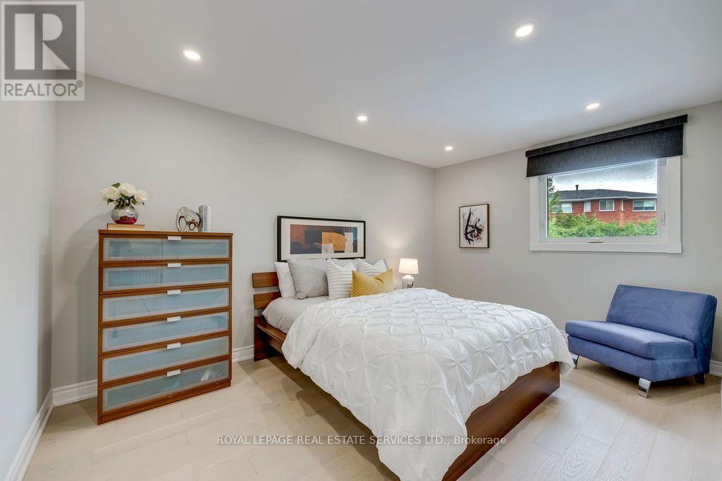 4544 The Gallops, Mississauga, Ontario  L5M 3A8 - Photo 30 - W13635302