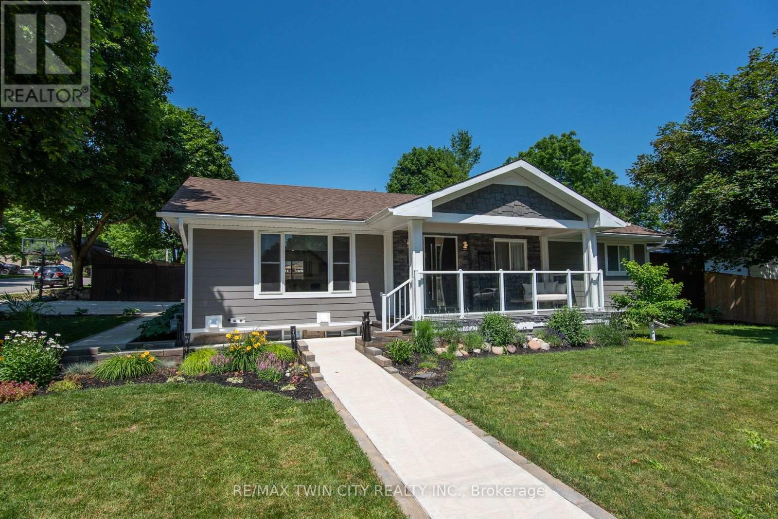 99 JOHN STREET W, North Huron, Ontario