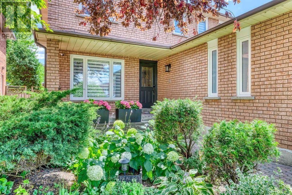 4544 The Gallops, Mississauga, Ontario  L5M 3A8 - Photo 6 - W13635302