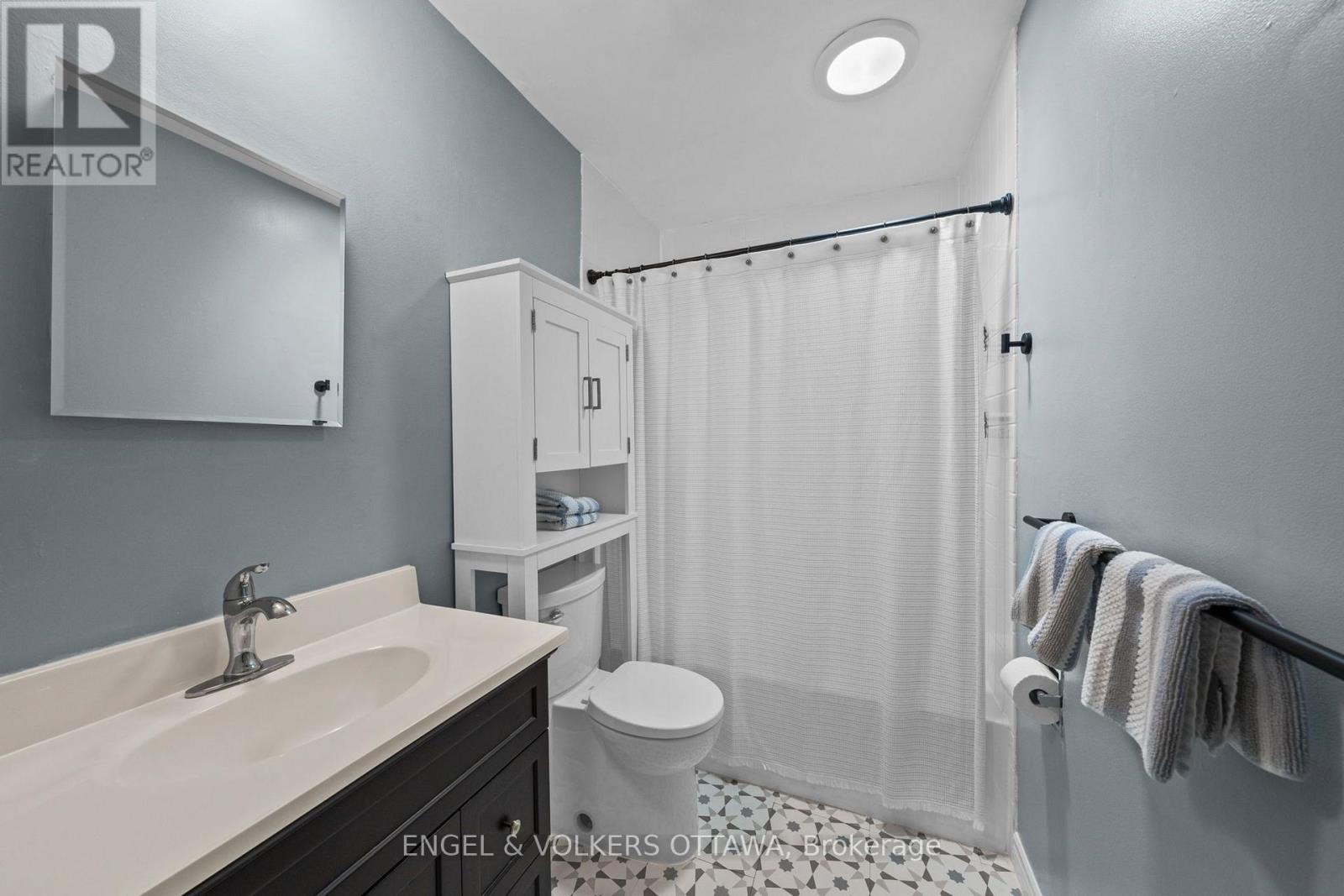 51 Morton Drive, Ottawa, Ontario  K2L 1W9 - Photo 24 - X13635776