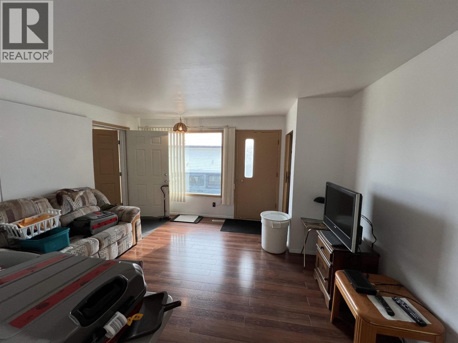5527 48 Street, Fort Nelson, British Columbia  V0C 1R0 - Photo 16 - R3150415