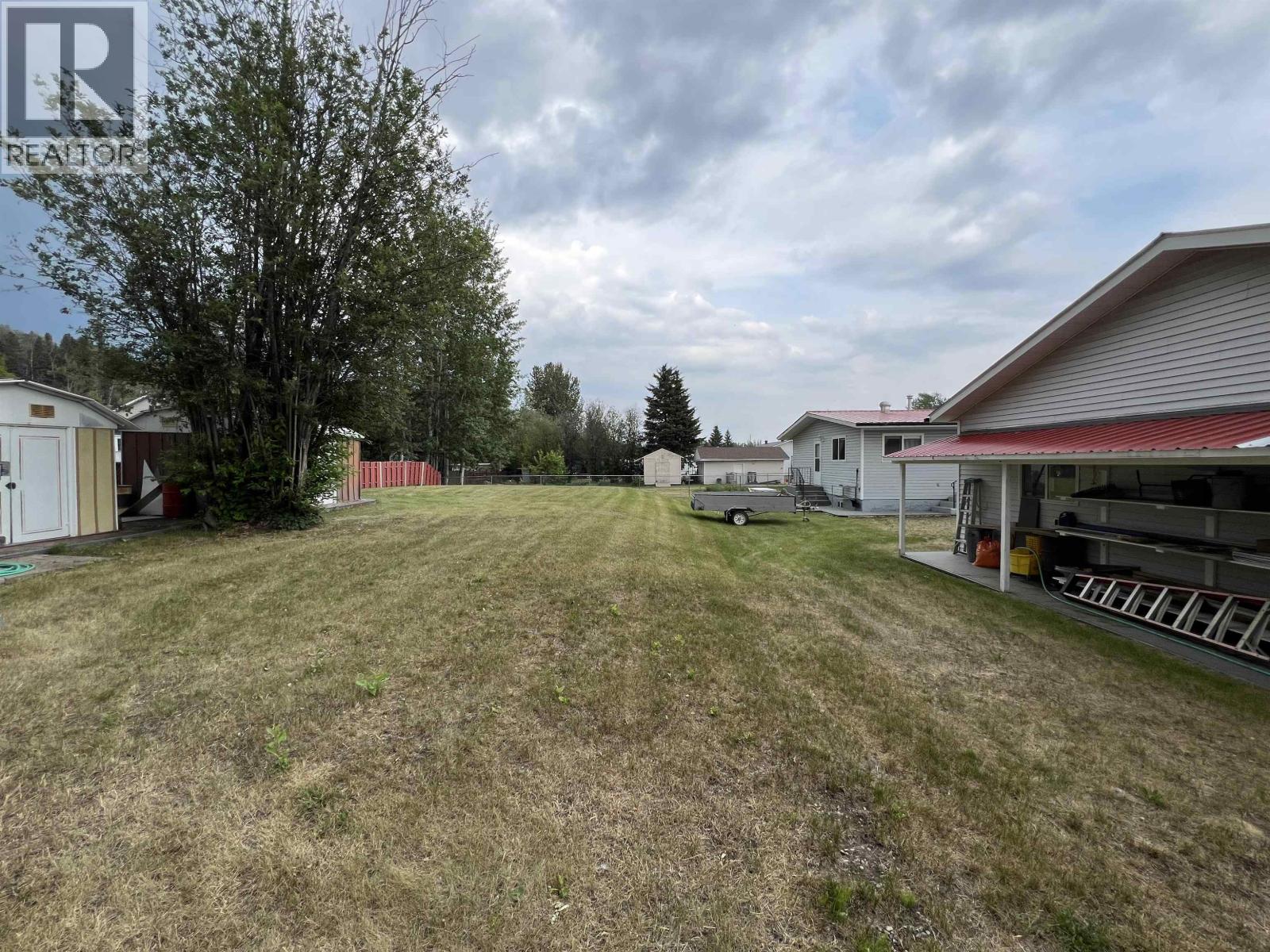 5527 48 Street, Fort Nelson, British Columbia  V0C 1R0 - Photo 6 - R3150415