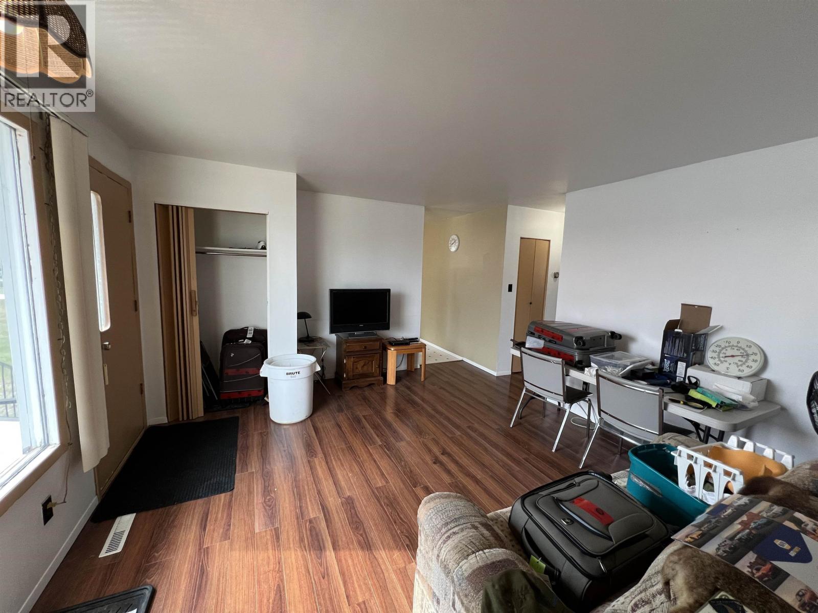 5527 48 Street, Fort Nelson, British Columbia  V0C 1R0 - Photo 17 - R3150415