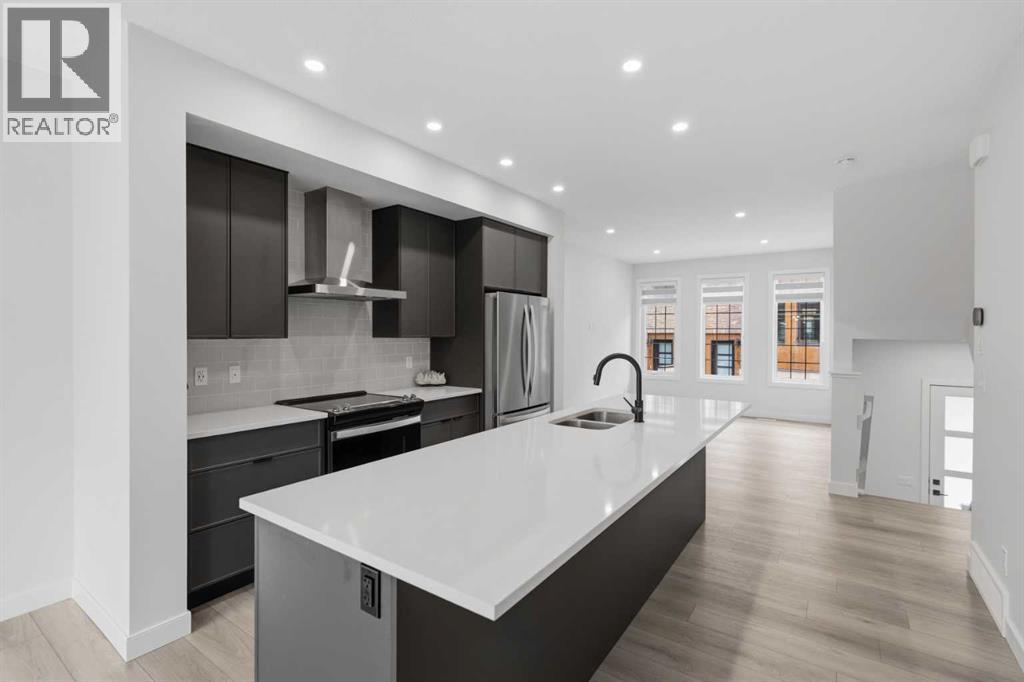 323, 81 Greenbriar Place NW, Calgary, Alberta  T3B 6J1 - Photo 6 - A2332301