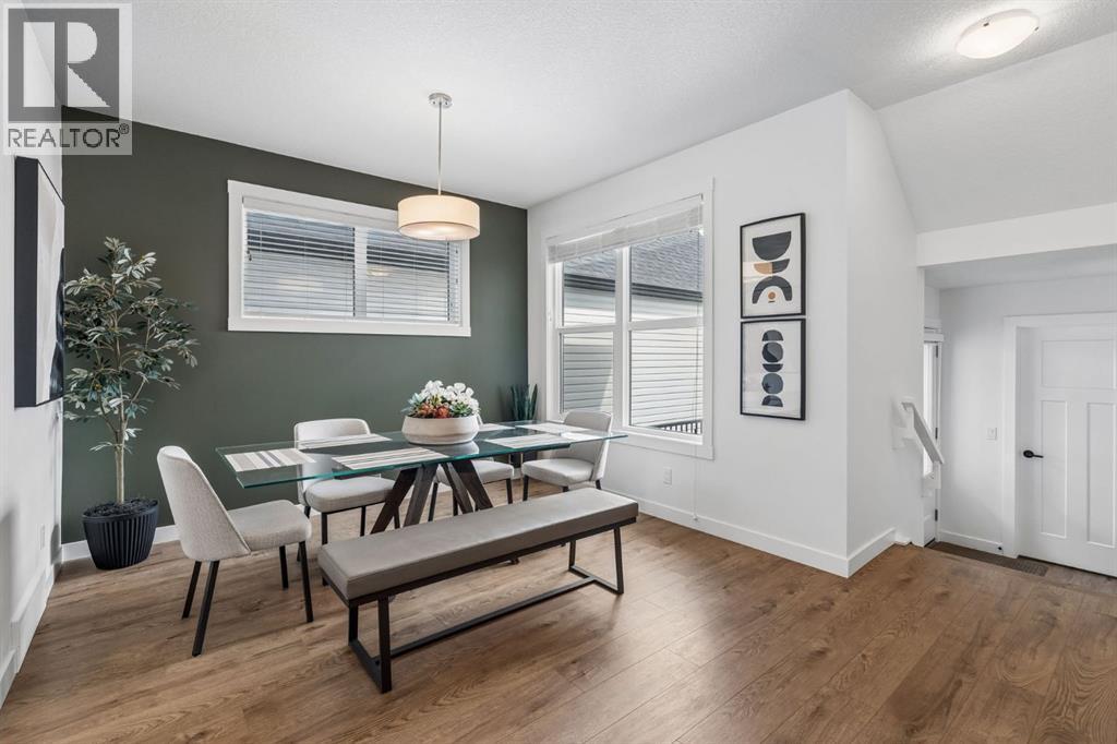 125 Rochester Way NW, Calgary, Alberta  T3L 0G9 - Photo 12 - A2334286