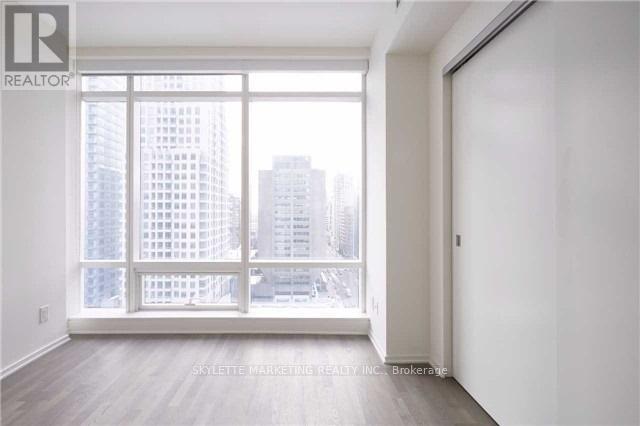 3710 - 1 Bloor Street E, Toronto, Ontario  M4W 0A8 - Photo 10 - C13637180