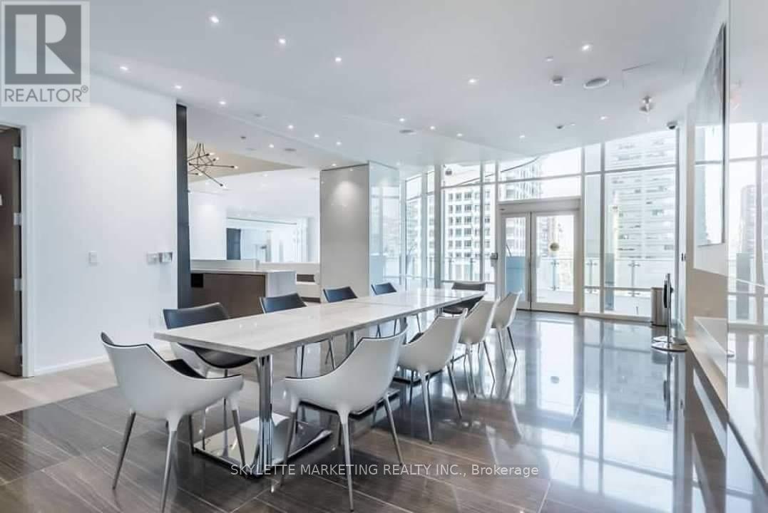 3710 - 1 Bloor Street E, Toronto, Ontario  M4W 0A8 - Photo 11 - C13637180