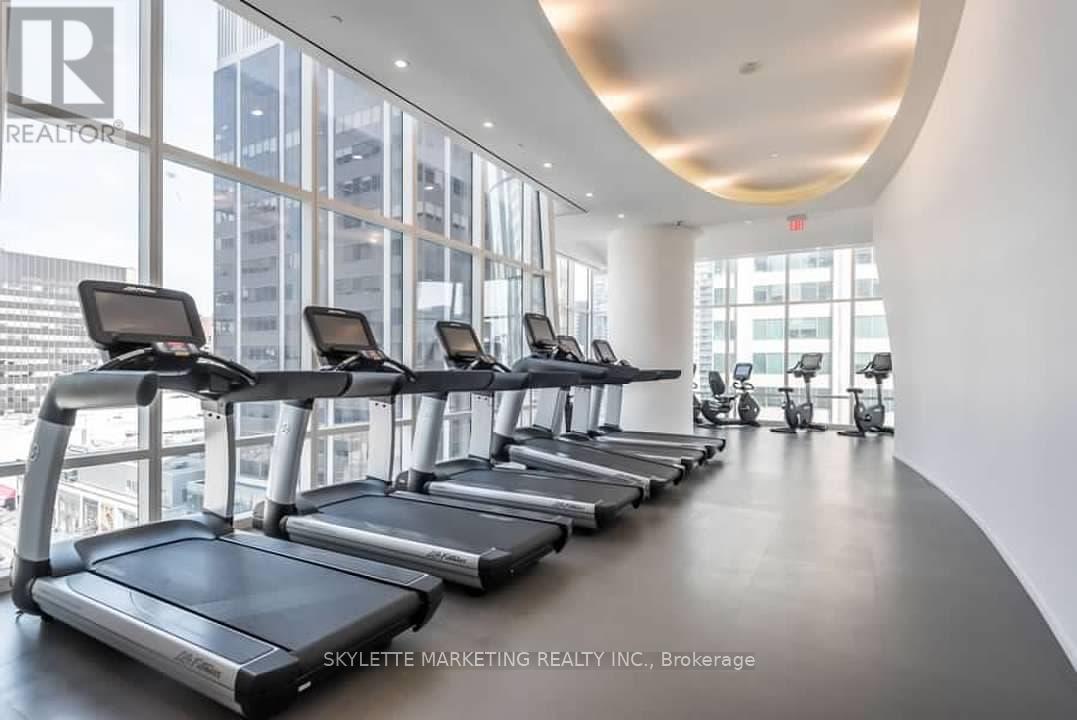 3710 - 1 Bloor Street E, Toronto, Ontario  M4W 0A8 - Photo 24 - C13637180