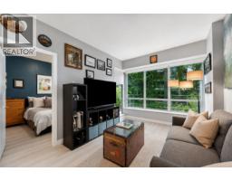 002 9060 UNIVERSITY CRESCENT, Burnaby, British Columbia