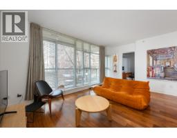 303 988 RICHARDS STREET, Vancouver, British Columbia