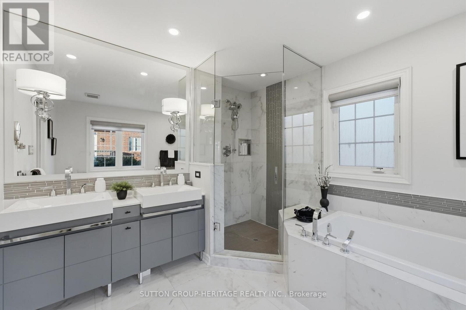 131 Queen Filomena Avenue, Vaughan, Ontario L6A 0J1 - Photo 20 - N13637154