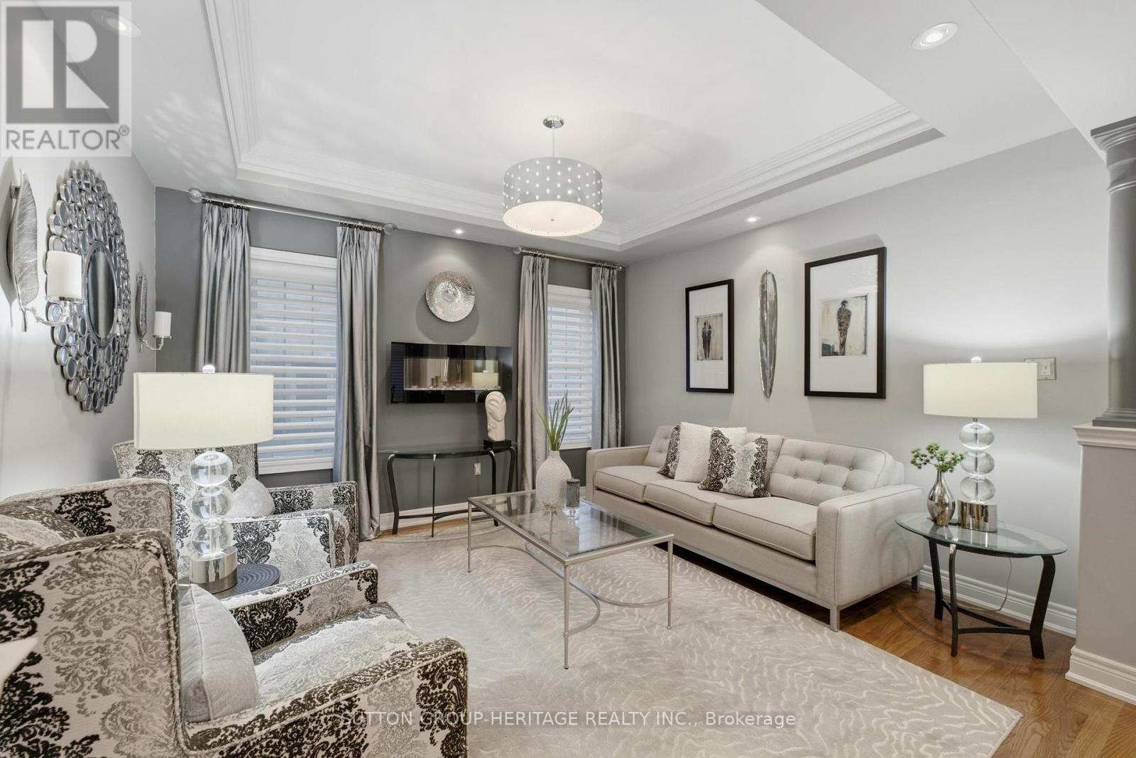131 Queen Filomena Avenue, Vaughan, Ontario L6A 0J1 - Photo 5 - N13637154